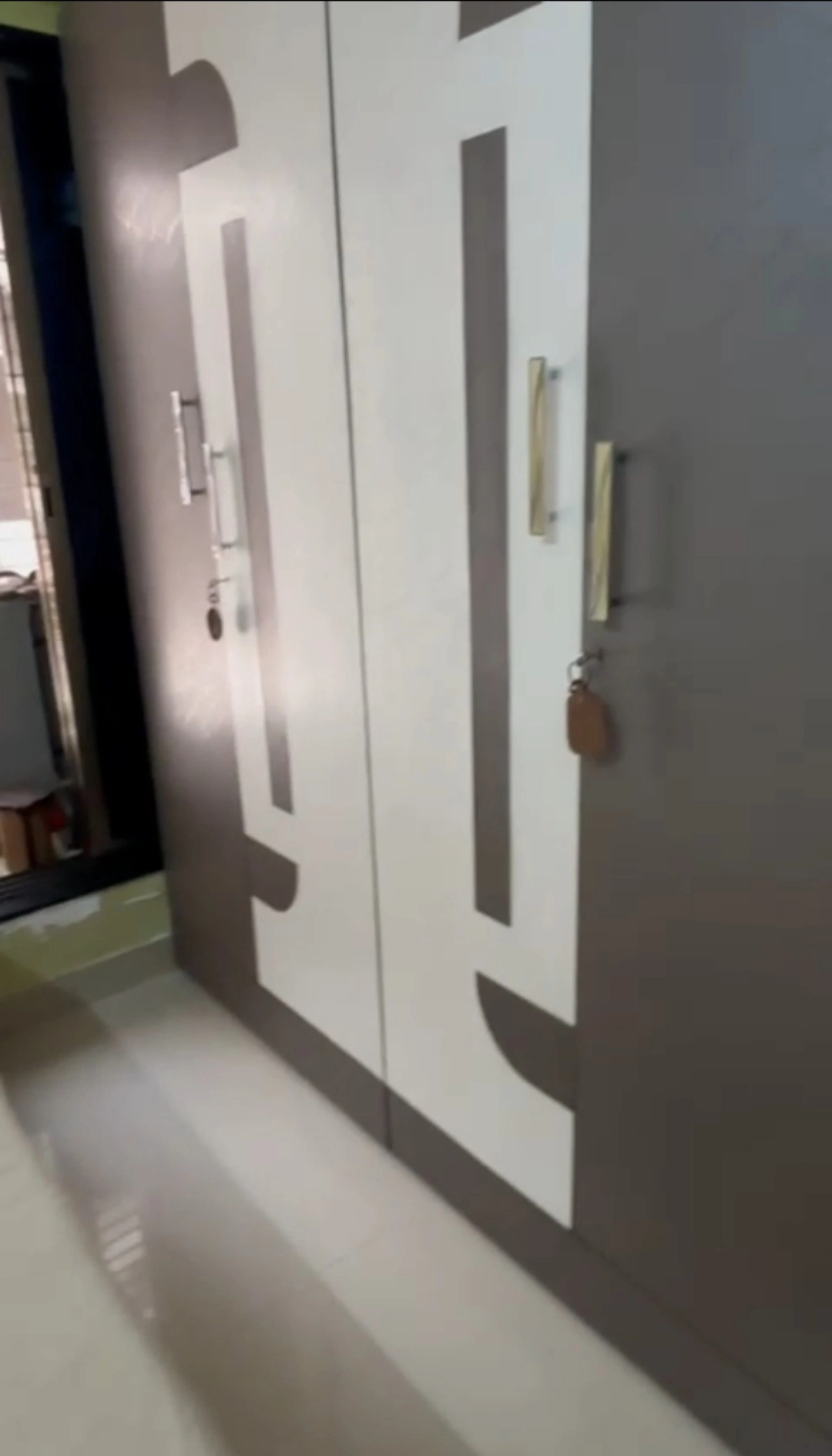 2 BHK Flat for Rent in West View Society, Goregaon West